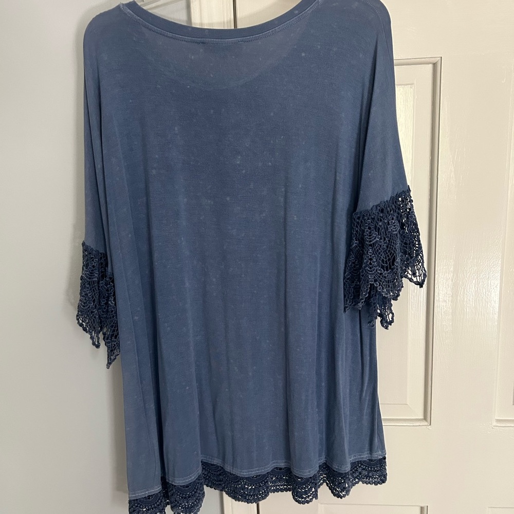Blue tunic - Picture 3 of 4
